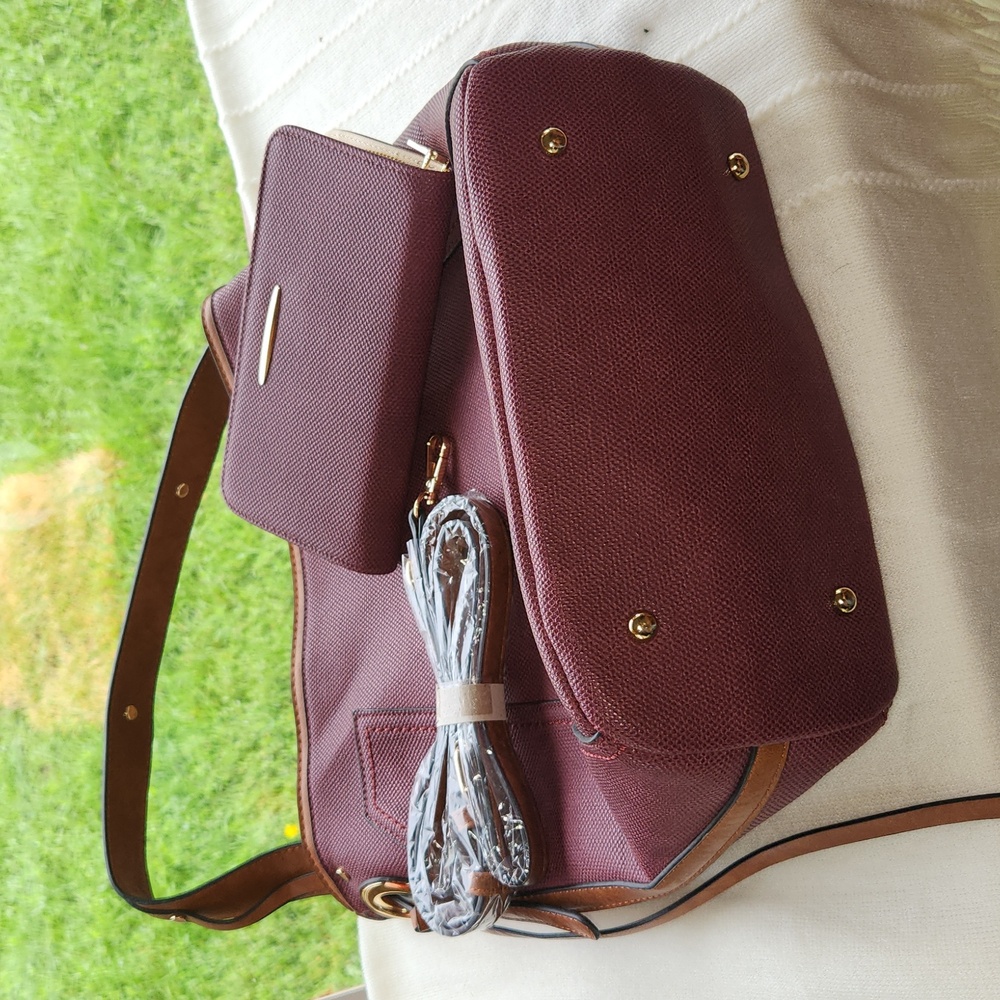 Chillx by LeMiel, two in one bucket bag
